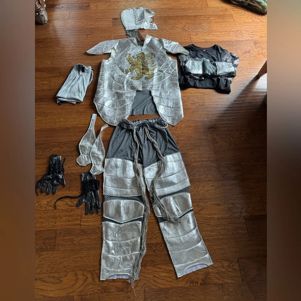 Spirit Silver Knight Costume Men’s size XXL - Picture 1 of 16